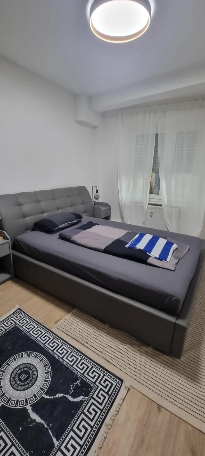 Deluxe 2 Apartment